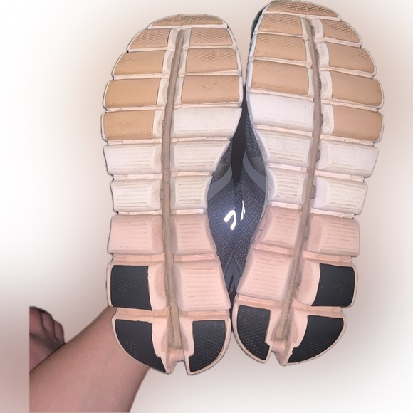 On Running Cloudflow Rock Rose Pink Gray Athletic Shoes Sneakers Women’s 11 - Picture 9 of 12